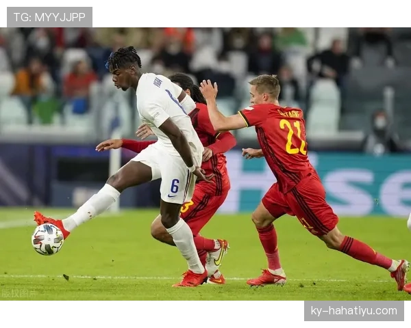 曼联中场结构失衡：控球不等于控制影响竞争稳定性