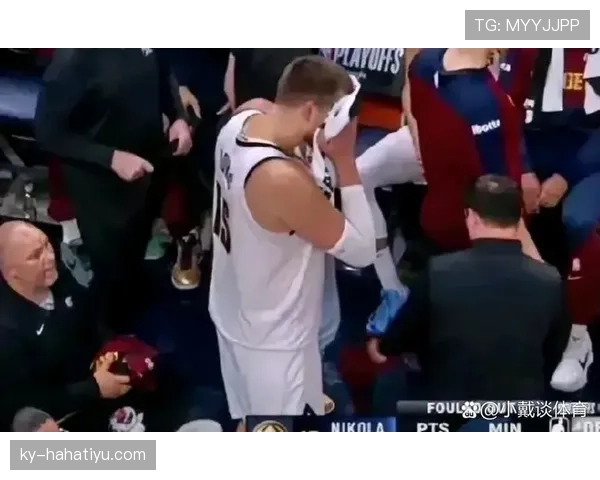 西亚卡姆挡拆制造错位，对位约基奇效率明显提升