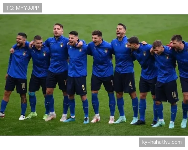 越位旗示意裁判助理举旗时机与判定含义