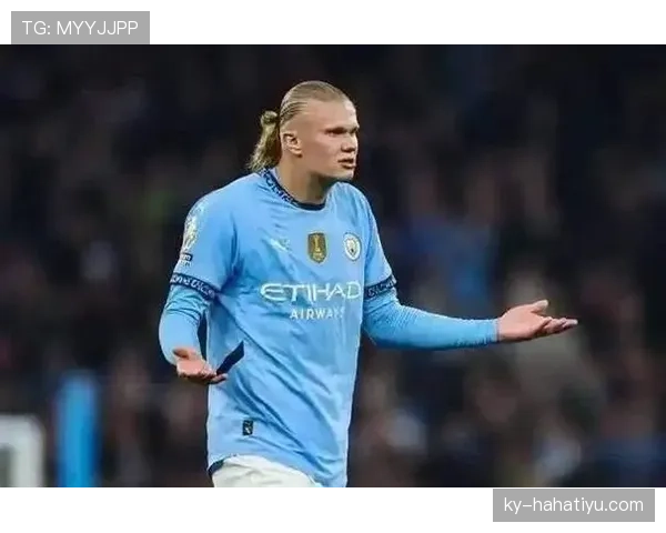 本泽马连续高位跑动撕破防线对比哈兰德更具进攻威胁